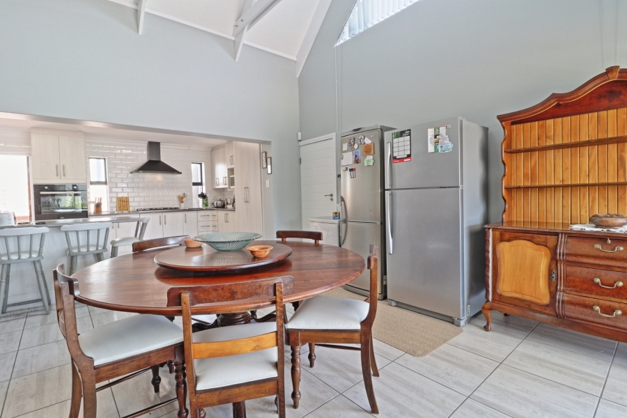 3 Bedroom Property for Sale in Hartenbos Central Western Cape